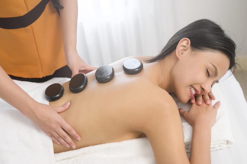 Contour doux laissé par une posture prolongée sur une surface stable